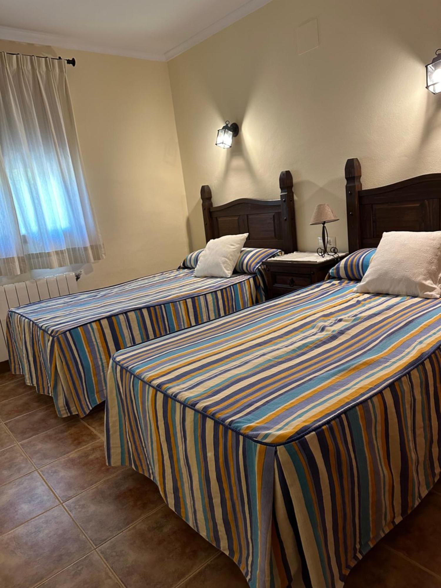 Casas Rurales Cerro Lobo Yeste Exterior photo